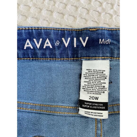Ava & Viv Midi Cut Off Raw Edge Cuff Jean Shorts Sz 20W‎ - Picture 8 of 11